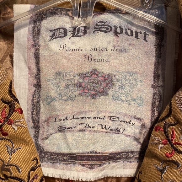 Beautiful embroidered DB Sport coat - Picture 3 of 9